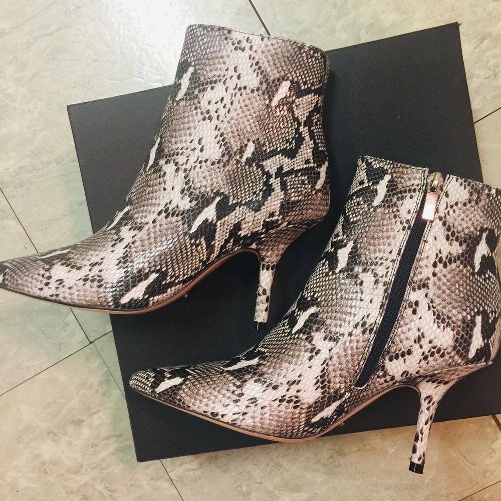 Tony Bianco Elia Snake Ankle Boot 7.5 NWT